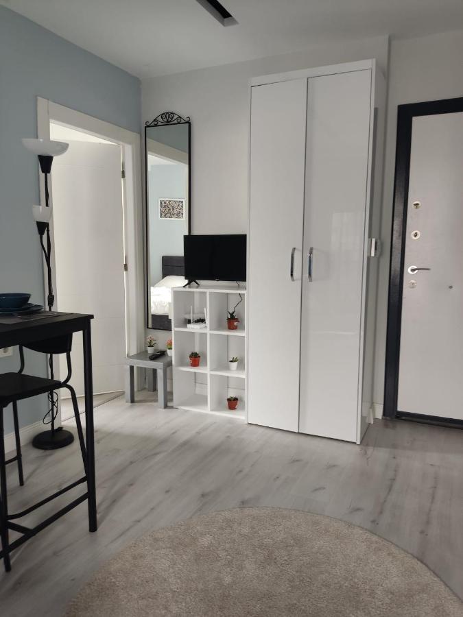 Cozy King Bedroom Dw Apt Kisla1 Daire *